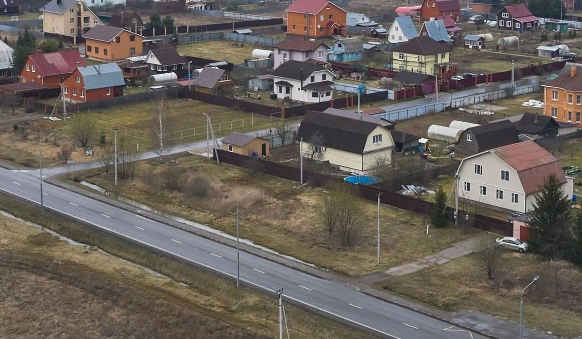     Дороги к дачным посёлкам. Источник: mos.ru Автор фото: Пресс-служба Мэра и Правительства Москвы