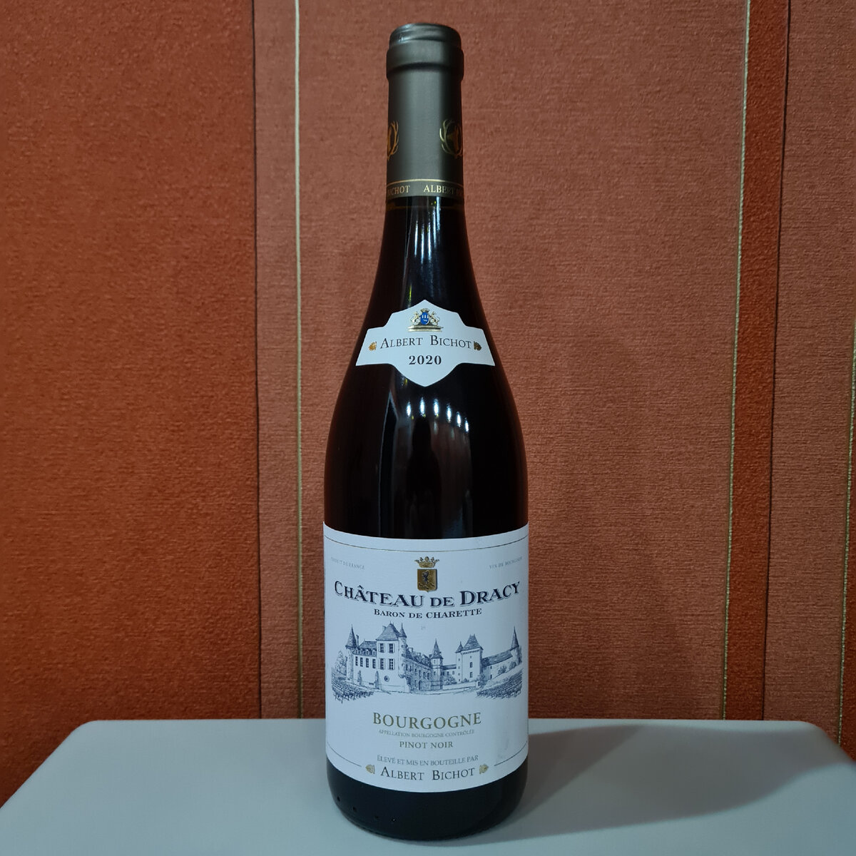 Пино Нуар "Bourgogne Pinot Noir Chateau de Dracy" 2020 от "Albert Bichot", Франция