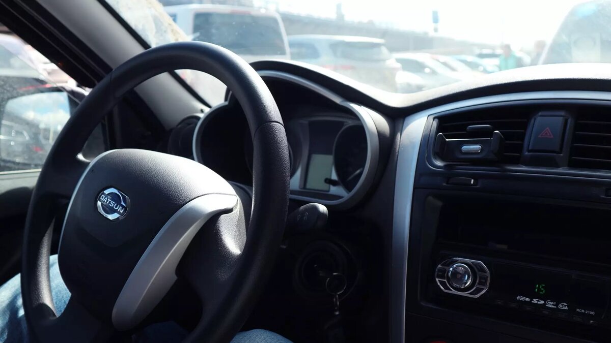     Водитель автобуса в Дзержинске накричал матом на подростка и выгнал его из салона. Инцидент, по предварительной информации, произошел вечером 23 декабря. Об этой ситуации рассказал блогер Алексей Алексеев в своем Telegram-канале.