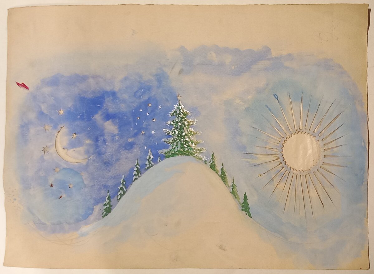 1947 г.. Художник Н. А. Блинов. Эскиз декорации к Новогодней Ёлке в ДК им. Андреева, г. Свердловск. Бумага А3 формат, гуашь. На эскизе вырезанные детали, на обороте на них наклеена калька (см. по стрелочке вправо).