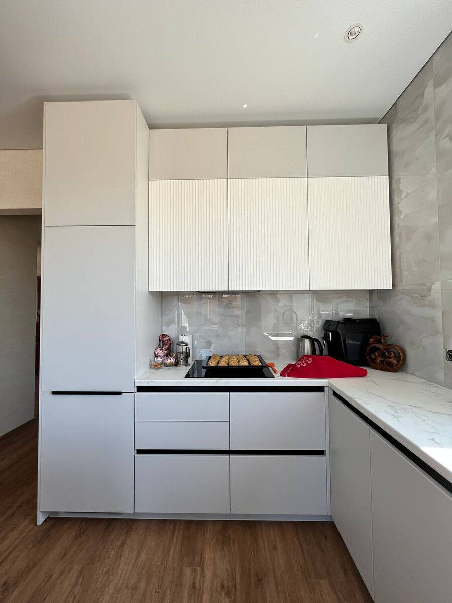 Кухня с пластиковой столешницей