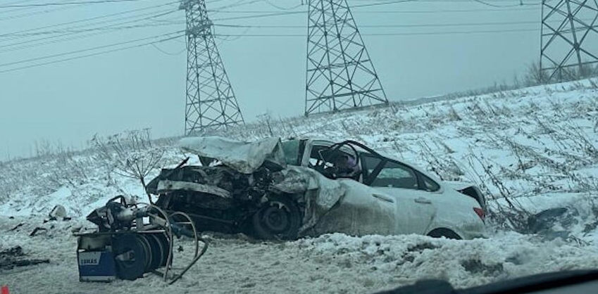Фото для статьи взято из открытых источников. На фото - пьяная авария в Лен области. 