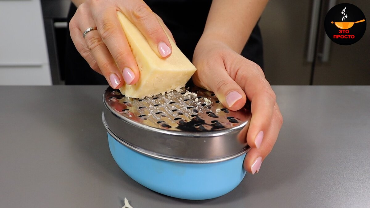 Фото можно листать