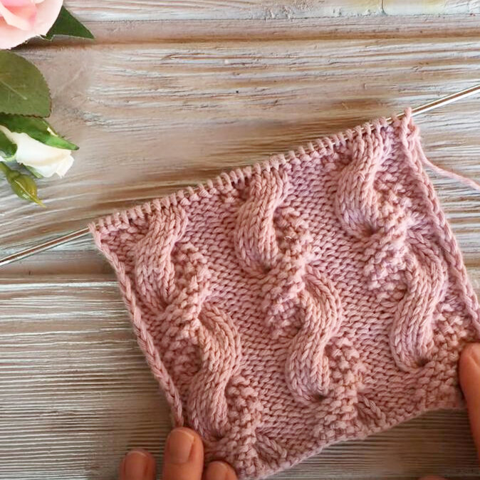    Оригинальные косы спицами   
Источник: Скриншот из видео