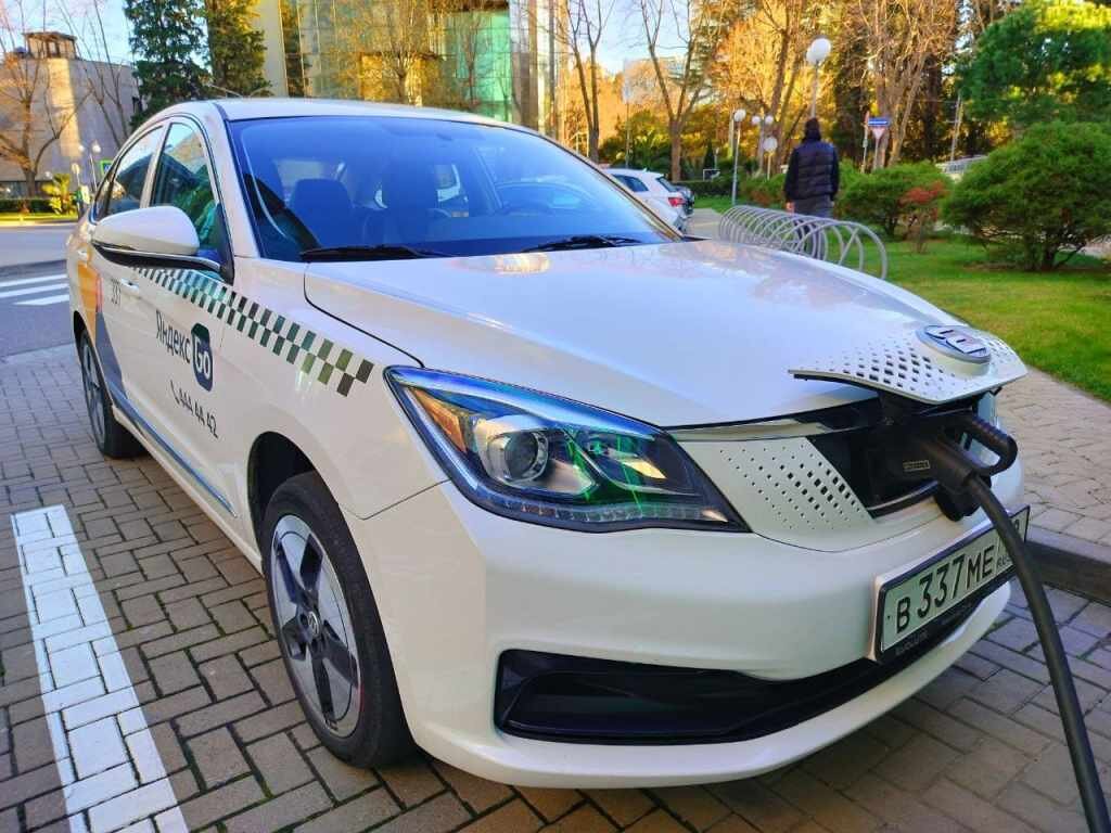 Электромобили Evolute в Сочи завоёвывают симпатию пассажиров и ...