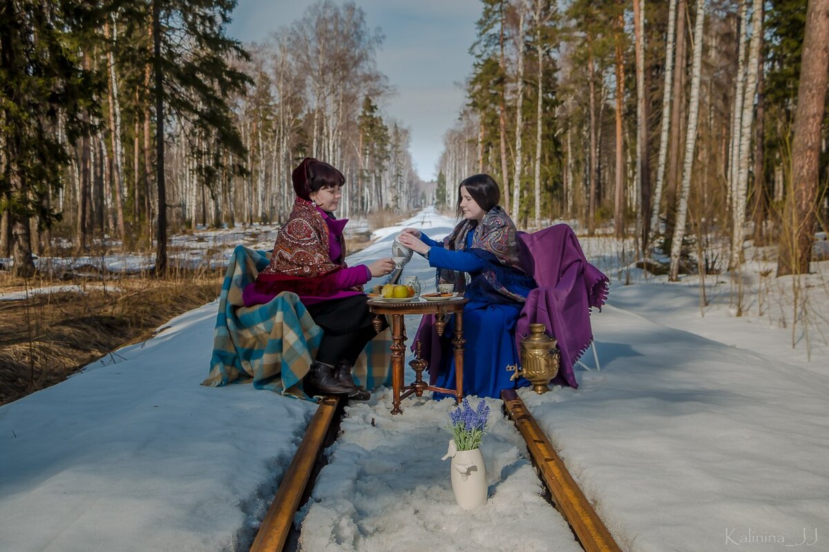 Зимой она просто тропинка