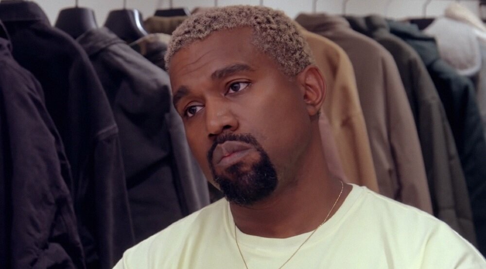     Канье Уэст / Скриншот из видео «Inside Kanye West's California Home»