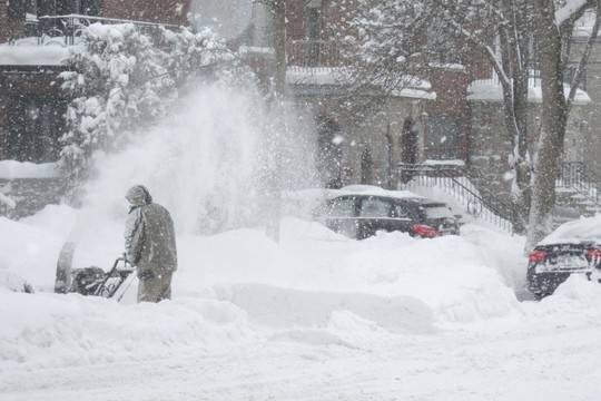    Глава Карелии предложил помолиться для успешной борьбы со снегом