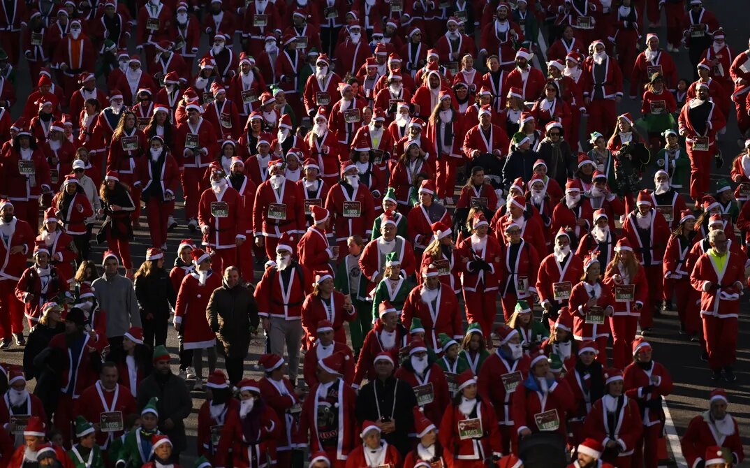 ЗАБЕГ САНТА-КЛАУСА В МАДРИДЕ 2023