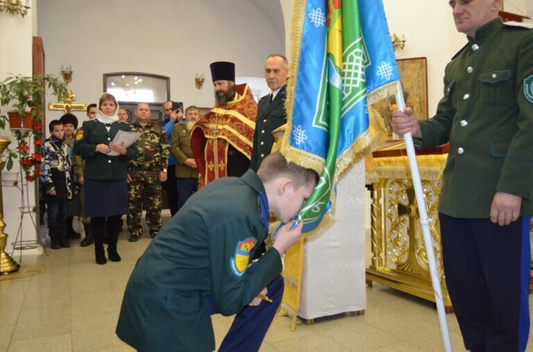    В селе Сакмара воспитанники казачьего класса приняли присягу Белов Михаил Александрович