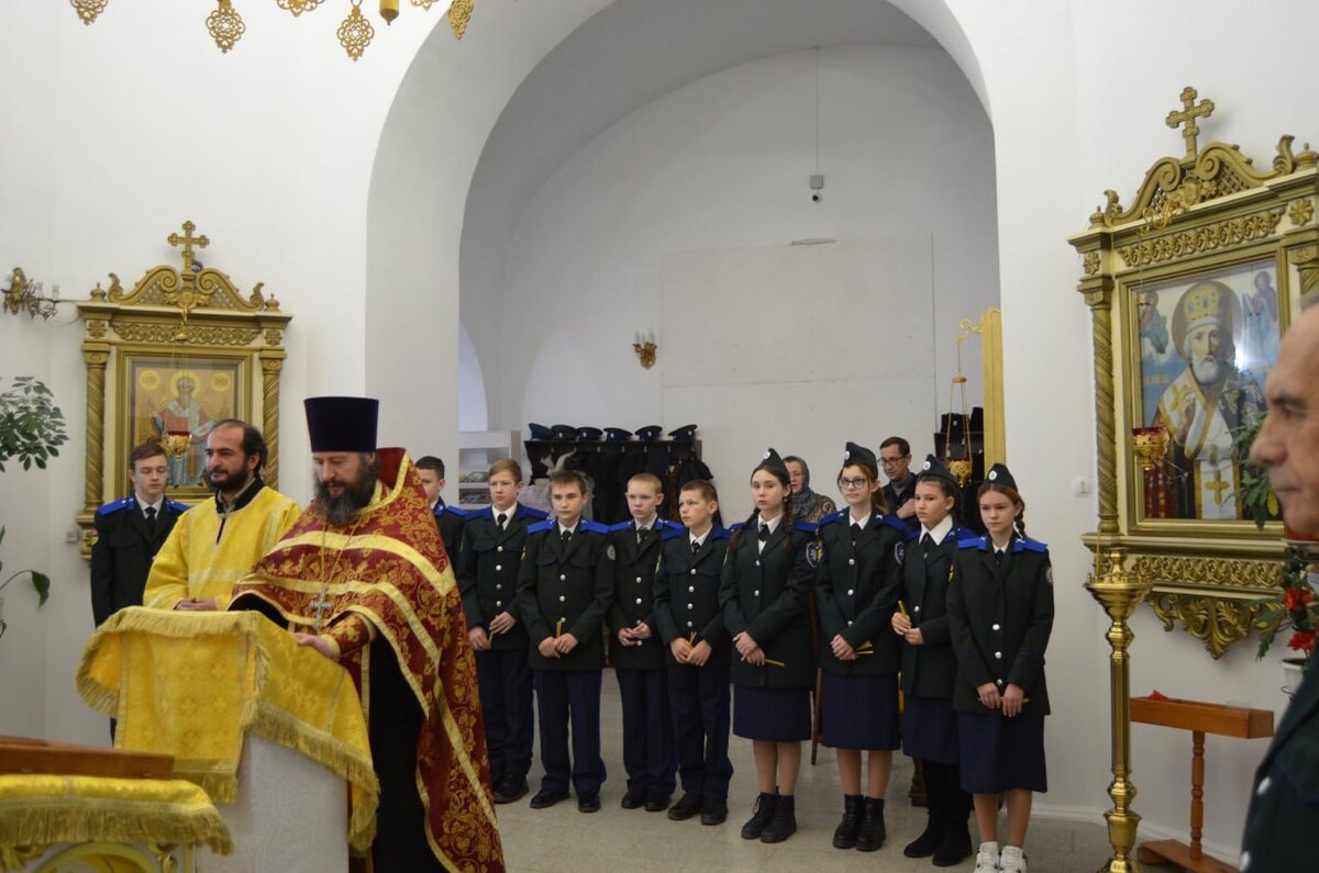    В селе Сакмара воспитанники казачьего класса приняли присягу Белов Михаил Александрович
