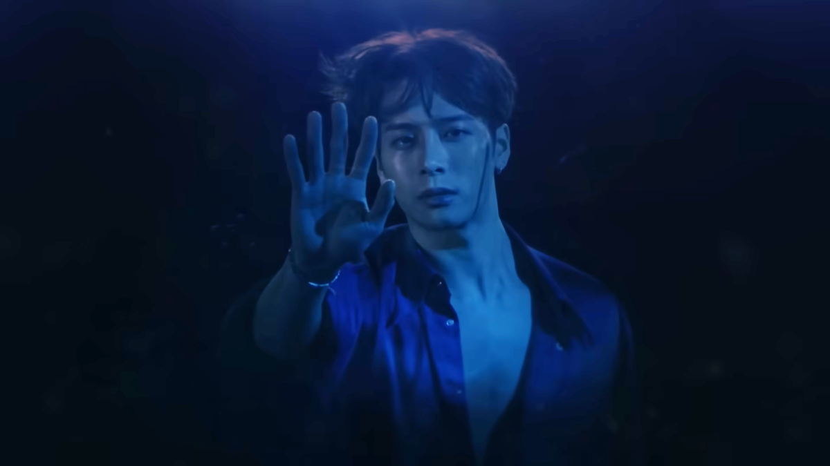 Кадр из клипа Jackson Wang - Oxygen (Official Music Video). Источник: https://youtu.be/rC16KH2KVwc?si=ZfJOPoaTAmHspIXS
