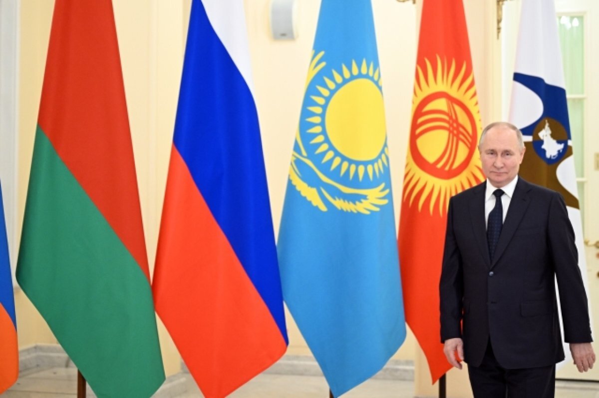    Владимир Путин.
