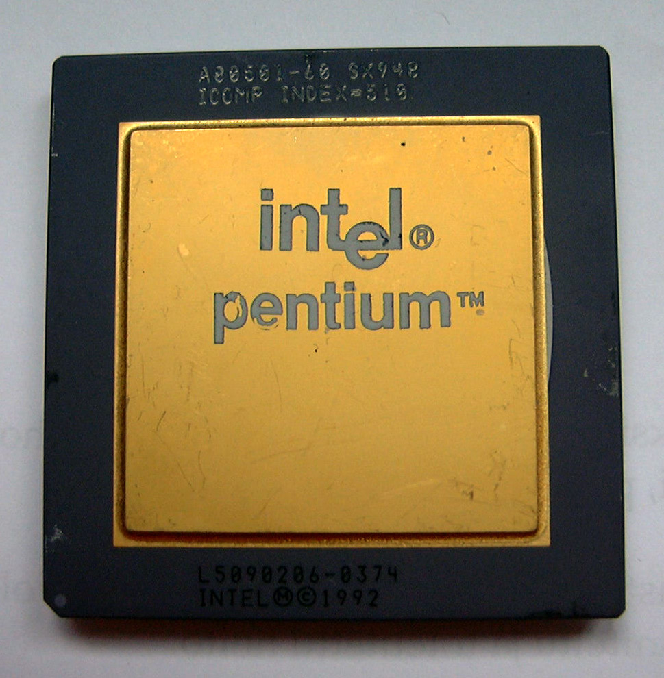 Первый интел. Процессор пентиум 1993. Процессор пентиум 1. Pentium 60. Intel Pentium 1 поколения.