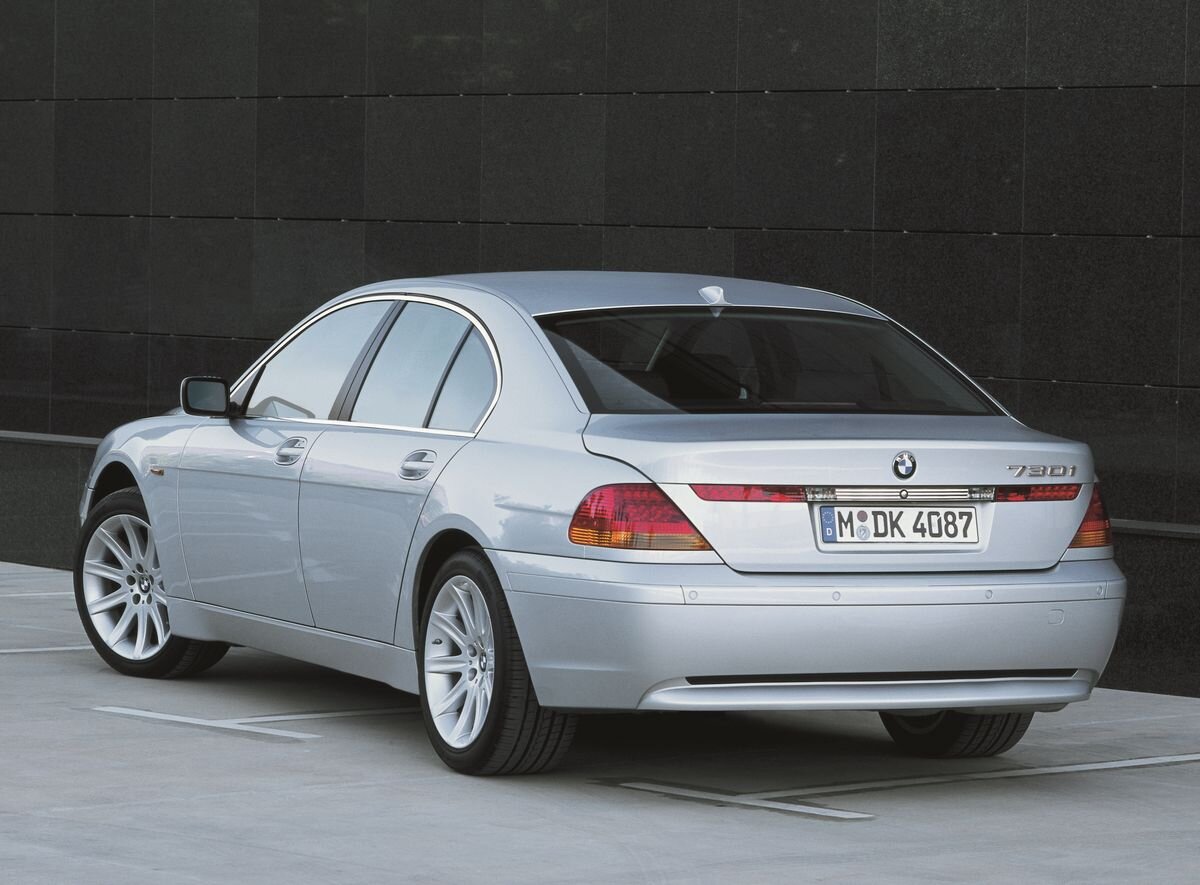Бмв е65 системы. BMW 730 e65. BMW e65/e66. BMW 730d e65. BMW 7 Series (e65).