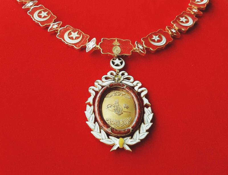 Орден Османской династии с фрагментом орденской цепи.