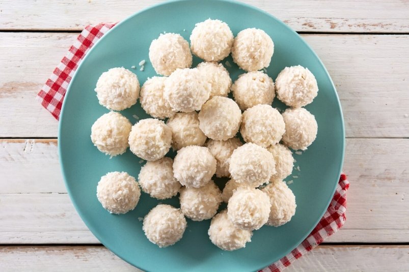 Морковные боллы с кокосом