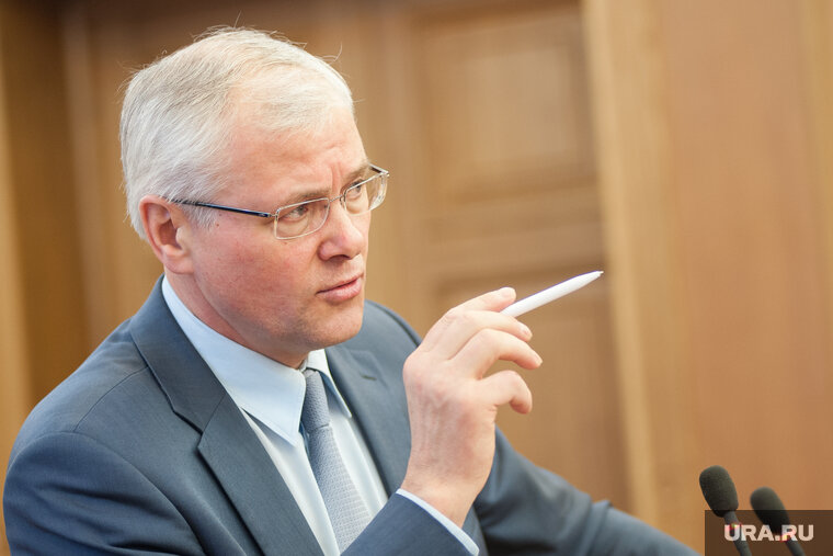    Андрей Корюков отметил, что в городском бюджете предусмотрены деньги на развитие трамвайной сети