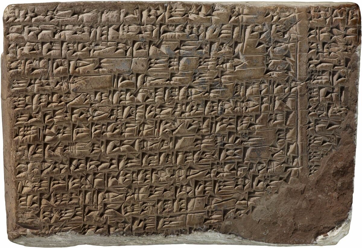 Как выглядели книги в древнем двуречье История книг. От наскальных рисунков до видео-новелл Пересадочная Станция Дзен