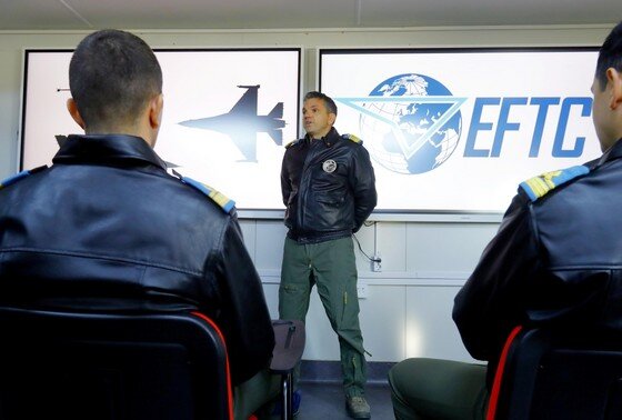     Европейский центр подготовки пилотов для истребителей F-16