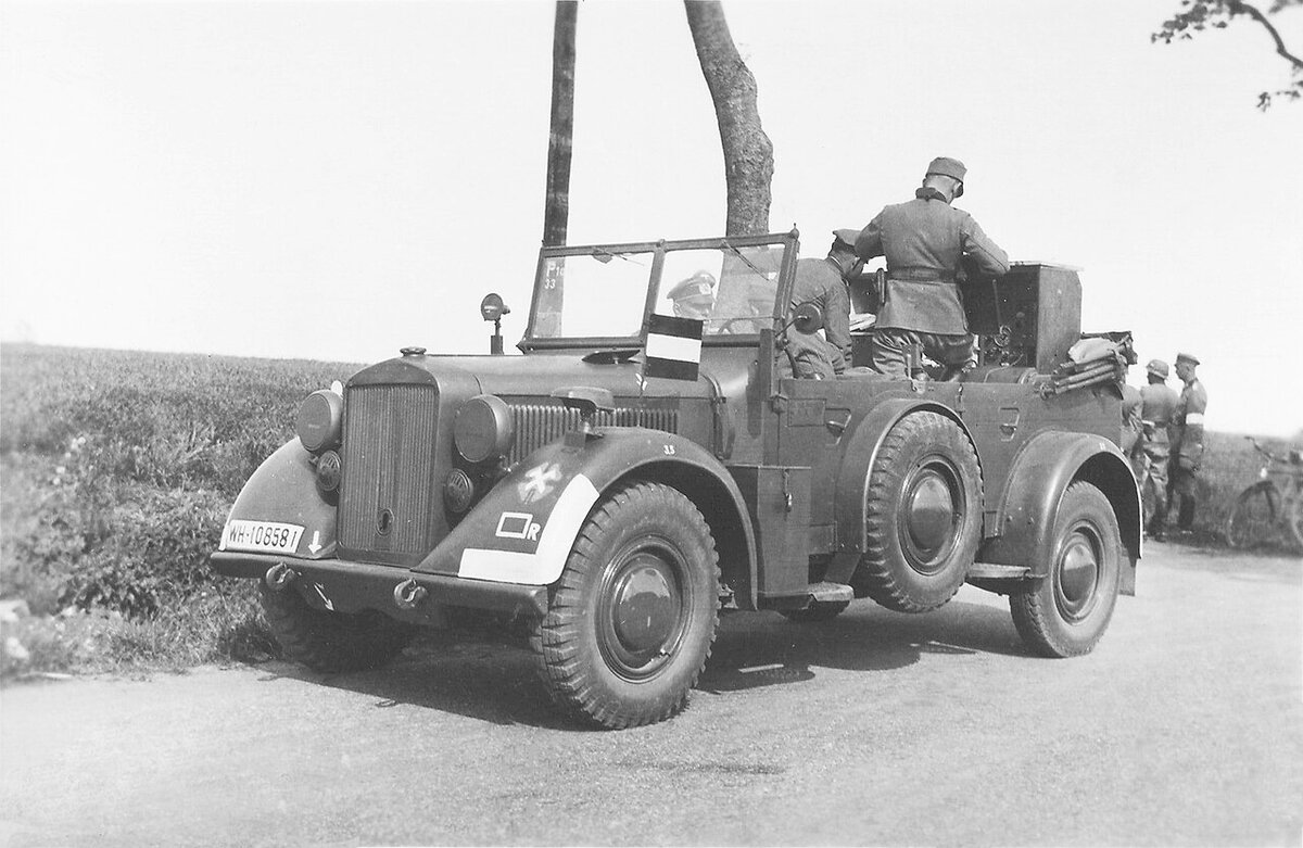 Второй автомобиль. Хорьх 901 (KFZ 15). Horch 901. Автомобиль Хорьх-901. Хорьх-901 Тип 40