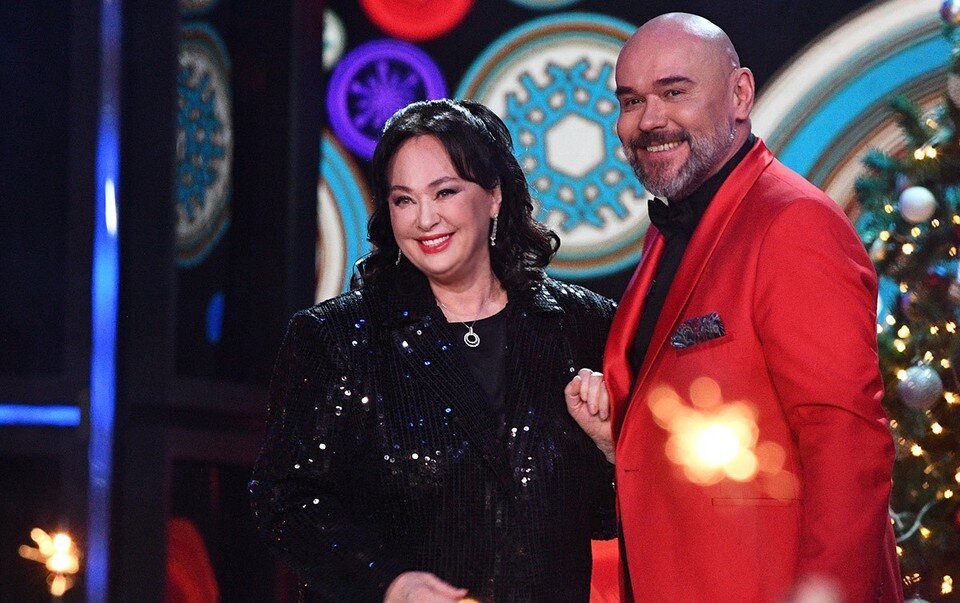    Максим Аверин и Лариса Гузеева проведут с телезрителями всю новогоднюю ночь. Фото: Юрий Феклистов, Первый канал.