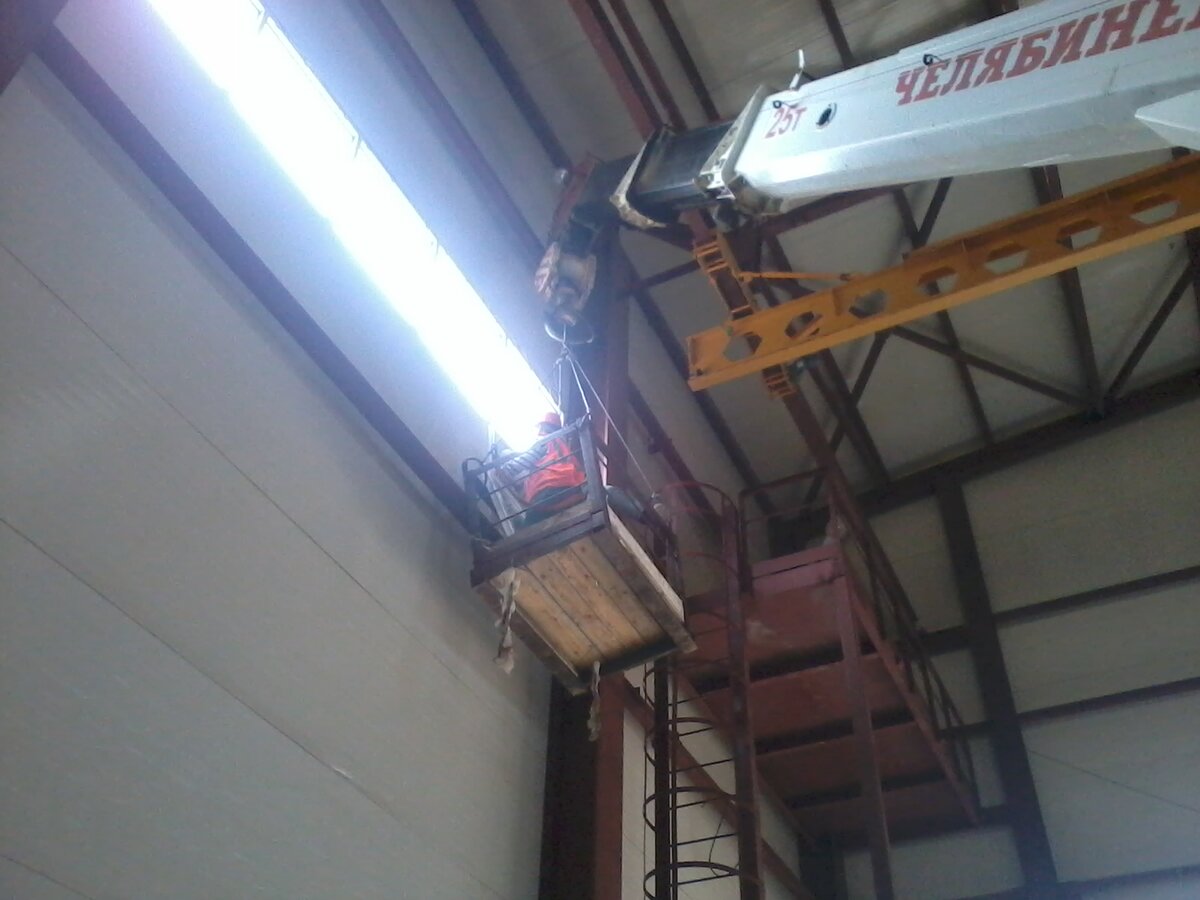 Подобная стрела стояла на неисправном автокране