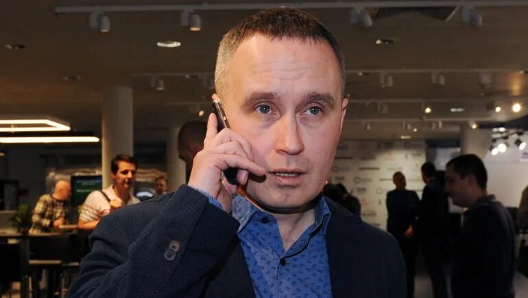 Александр Маньяков обкашливает вопросики