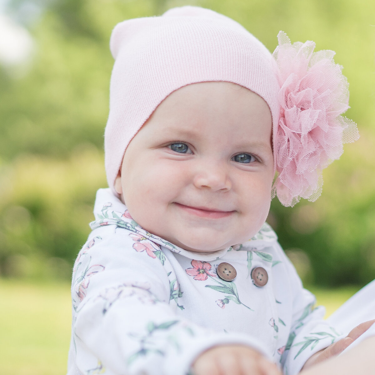 Вика в летнем лагере