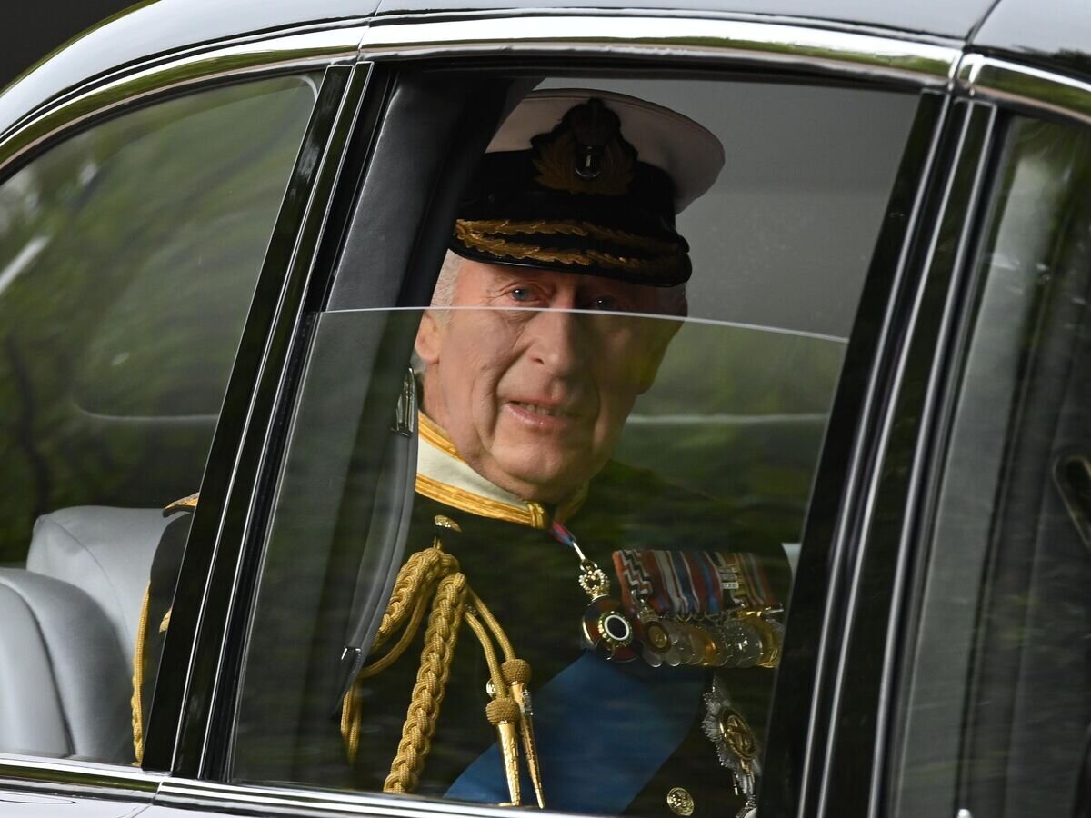    Король Великобритании Карл III во время похорон британской королевы Елизаветы II у Вестминстерского аббатства в Лондоне© РИА Новости / Алексей Витвицкий