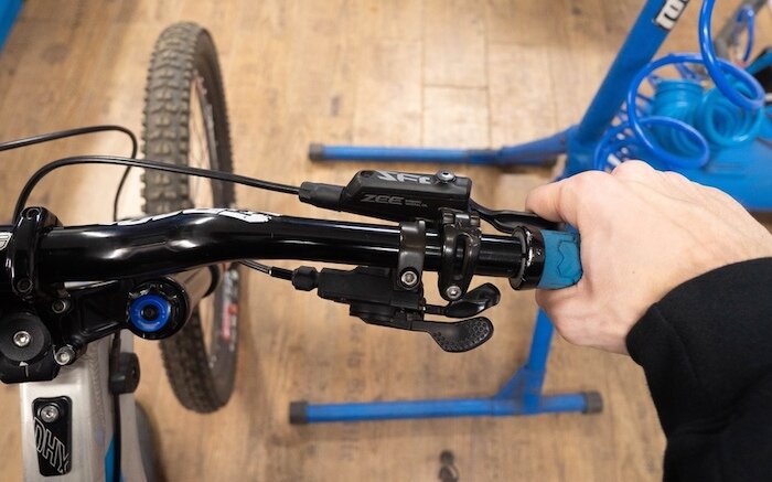 Magura mt7 pro. Прокачать на велосипеде как гидравлические. Прокачать на велосипеде как гидравлические. Мтб велосипед с гидравлическими тормозами. Прокачка гидравлических тормозов.