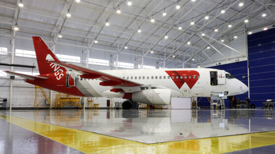    Первый полет SJ-100 с российским двигателем перенесли на начало 2024 года Богдан Герцен