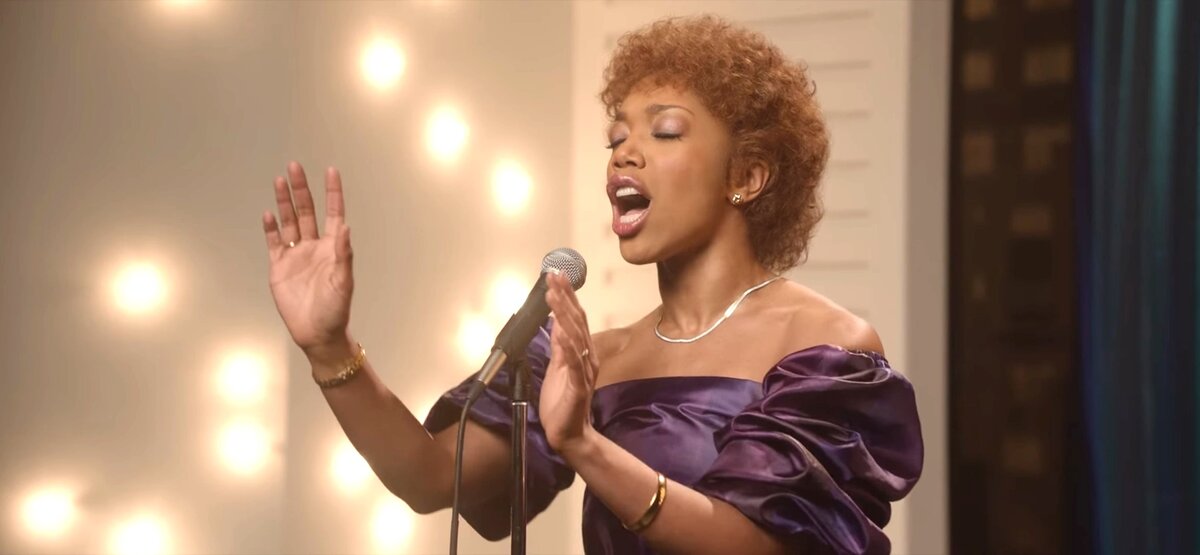 Шаг вперед 4 фильм 2012 шон. Потанцуй со мной собчак в шапке. Собчак потанцуй со мной. Танцуй со мной потанцуй со мной. Танец двоих.