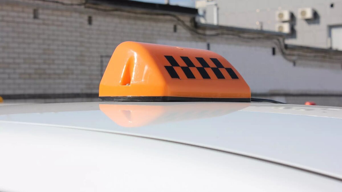     Полицейские проверяют факт причинения телесных повреждений 57-летнему водителю такси в Красноармейском районе Волгограда, сообщили в ГУ МВД по региону.