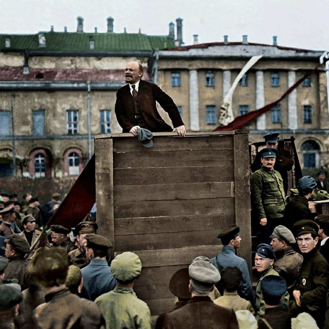 Октябрья. Ленин 1917. Революция 1917 Ленин на броневике