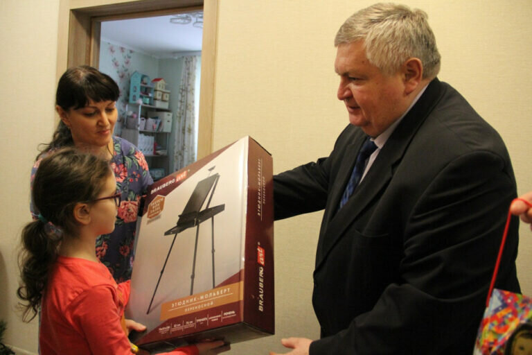    Сергей Балыкин исполнил новогодние желания двух маленьких оренбуржцев Белов Михаил Александрович