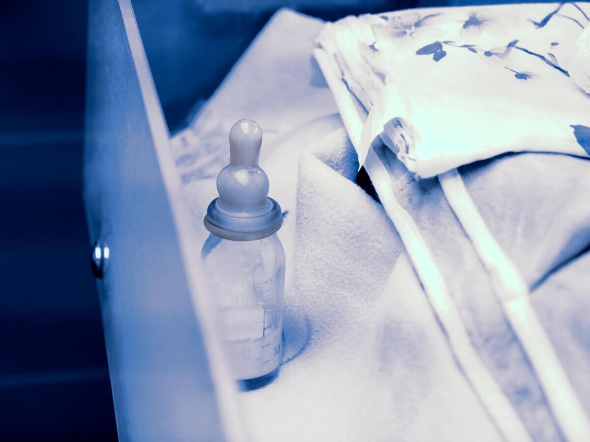    Бутылочка с соской для новорожденного© РИА Новости / Павел Львов