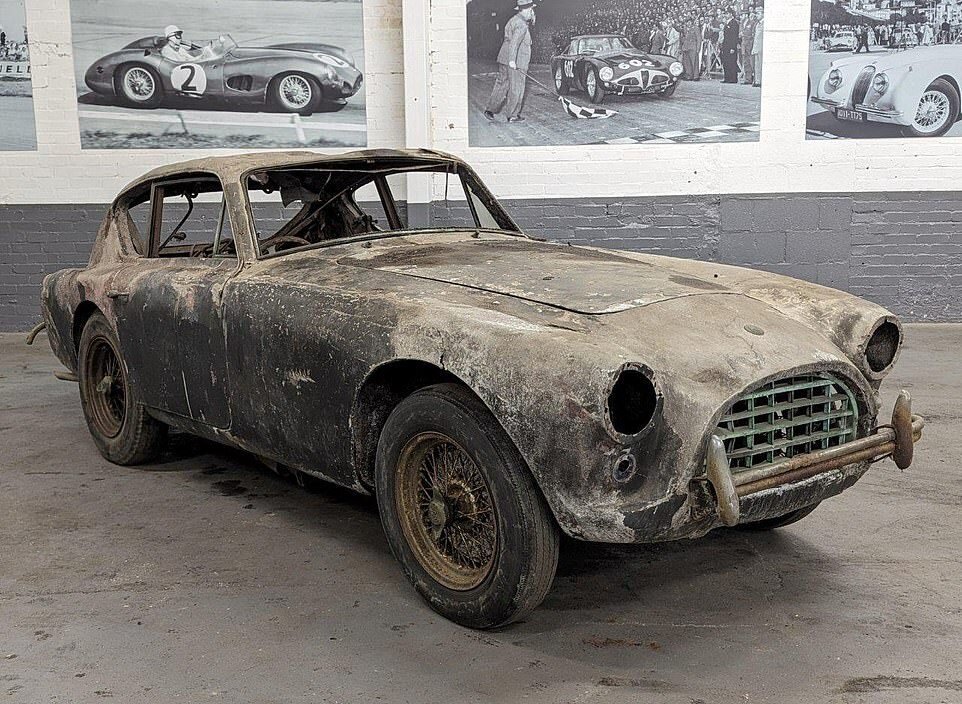 The car was found in bristol. Коллекционеры авто. Поиск машины по фото. Фото семейной машины за 2000000.