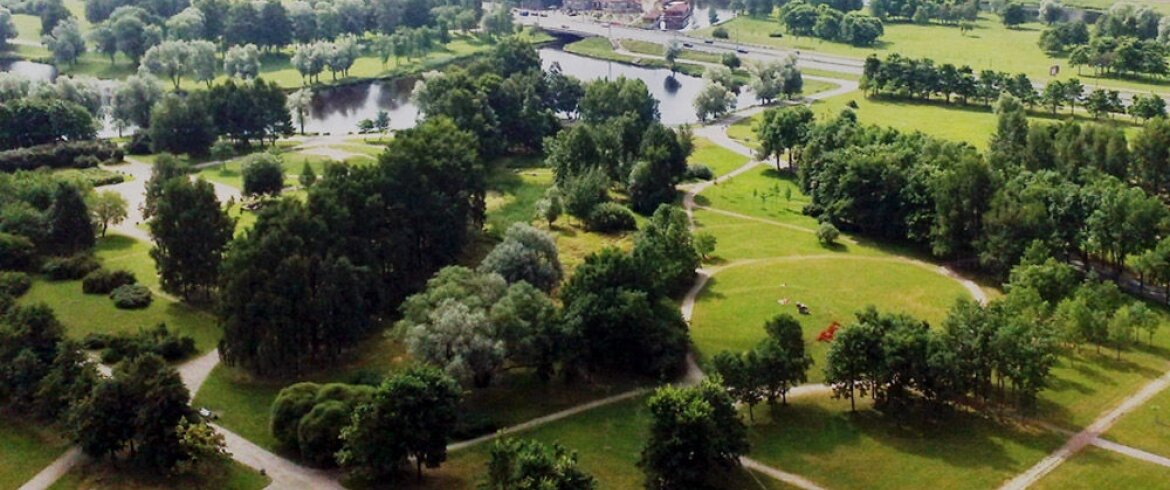 Муринский парк в Санкт-Петербурге. Калининский район СПБ Муринский парк. Муринский парк Мурино. Муринский парк в Санкт-Петербурге сверху.