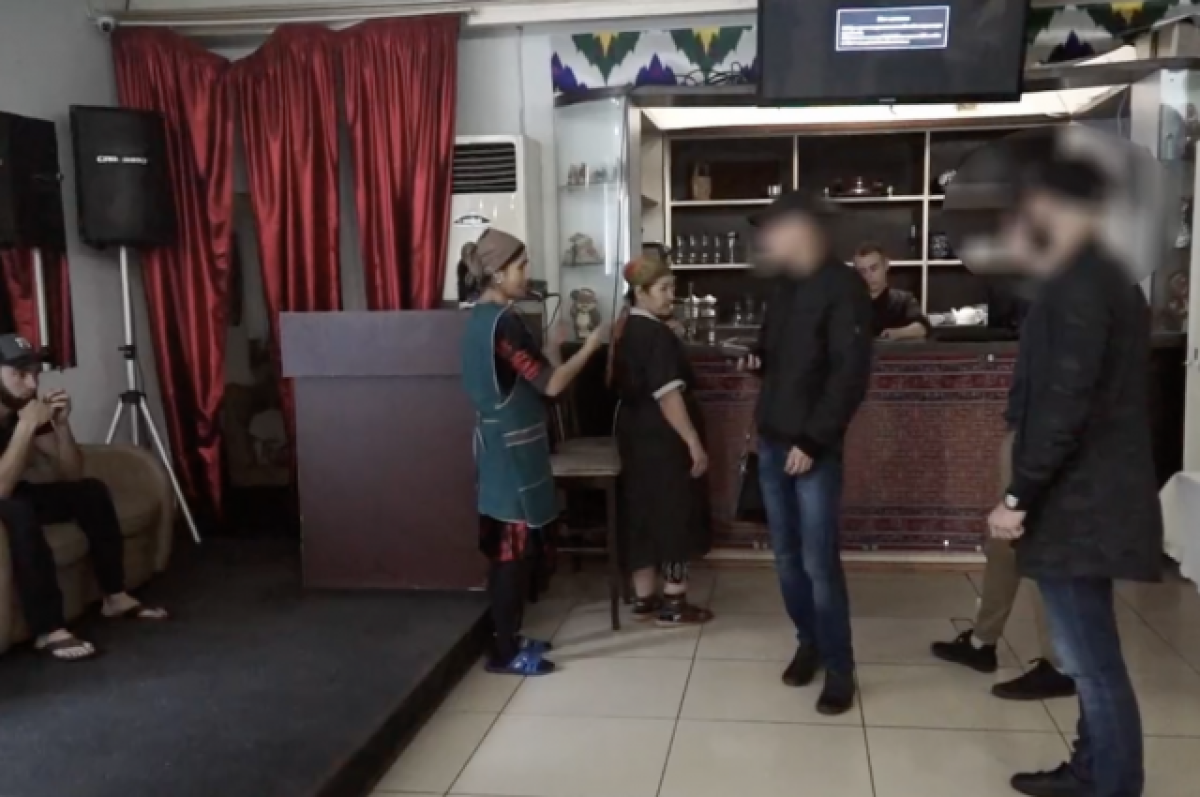    Только с начала 2023 года правоохранители зарегистрировали 13 тыс. правонарушений, совершённых мигрантами в Приморье.