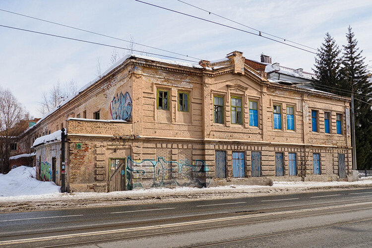    Слухи о продаже объекта ходили давно, а «Плетеневские бани» могли уйти москвичам Фото: «БИЗНЕС Online»