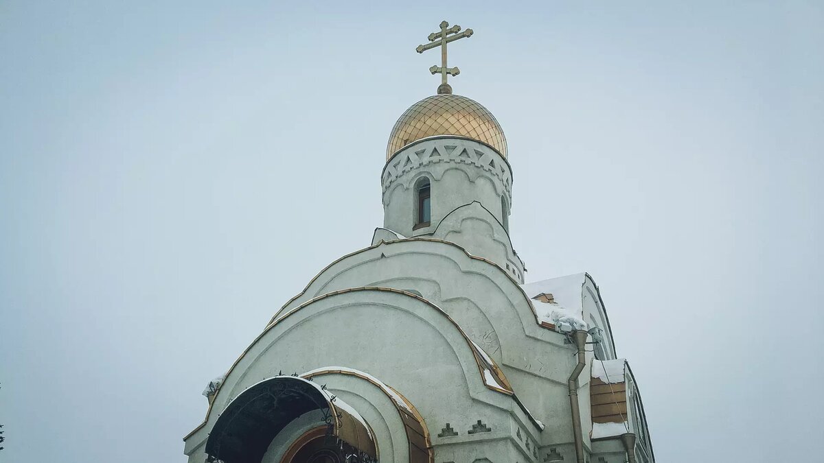     В Югру прибудут мощи одного из самых почитаемых в христианстве святых. Ковчег с частицей мощей будет доставлен в пять храмов на территории округа.