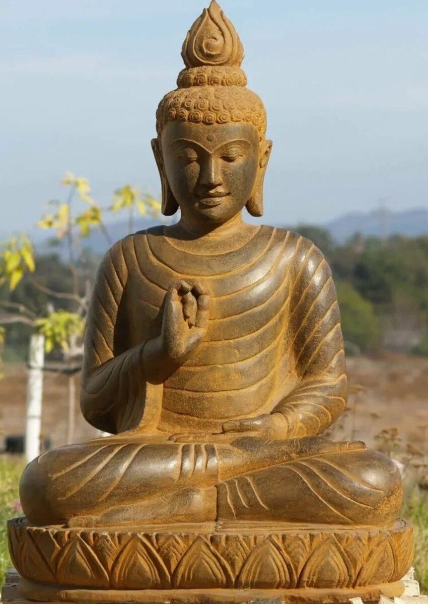 Такого Будду я показала в качестве примера