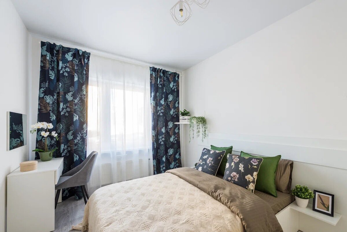 В принципе, можно купить квартиру с полной меблировкой, но такого предложения в городе и области пока немного