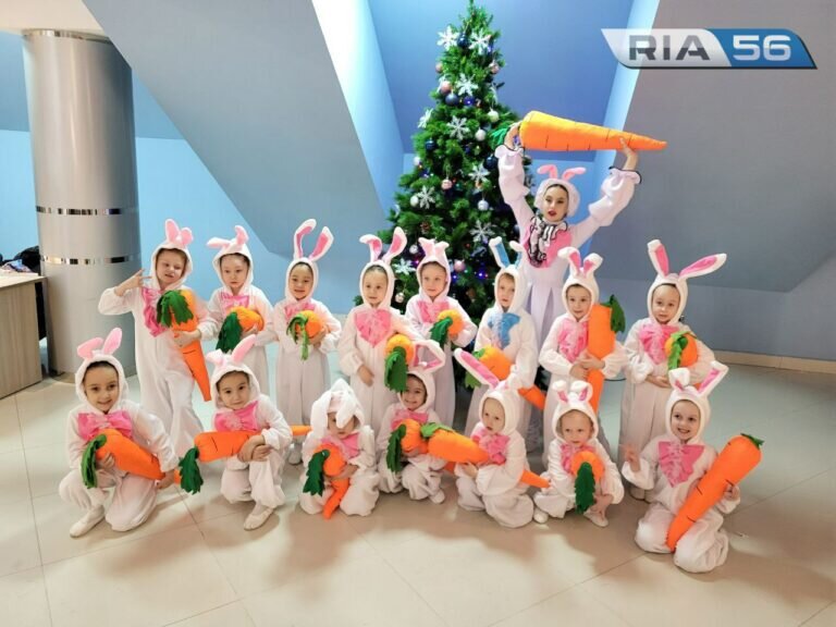    В Оренбурге 2 тысячи детей побывали на Губернаторской елке Белов Михаил Александрович