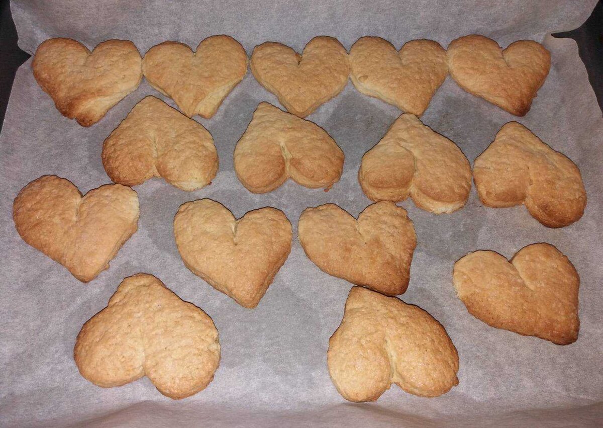 Домашнее песочное печенье простой. Печенье. Песочные печенья домашние. Красивые печенья из песочного теста. Печенье песочное домашнее.