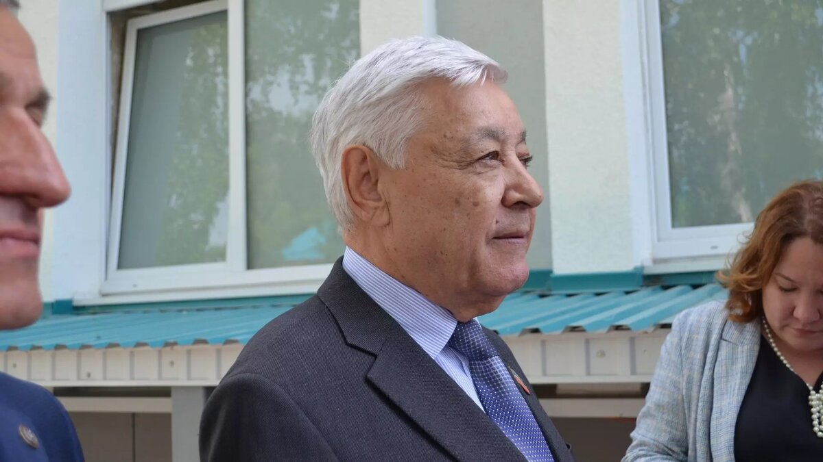     Традиционную итоговую пресс-конференцию с председателем Госсовета Татарстана Фаридом Мухаметшиным в 2023 году отменили. Об этом стало известно Inkazan.