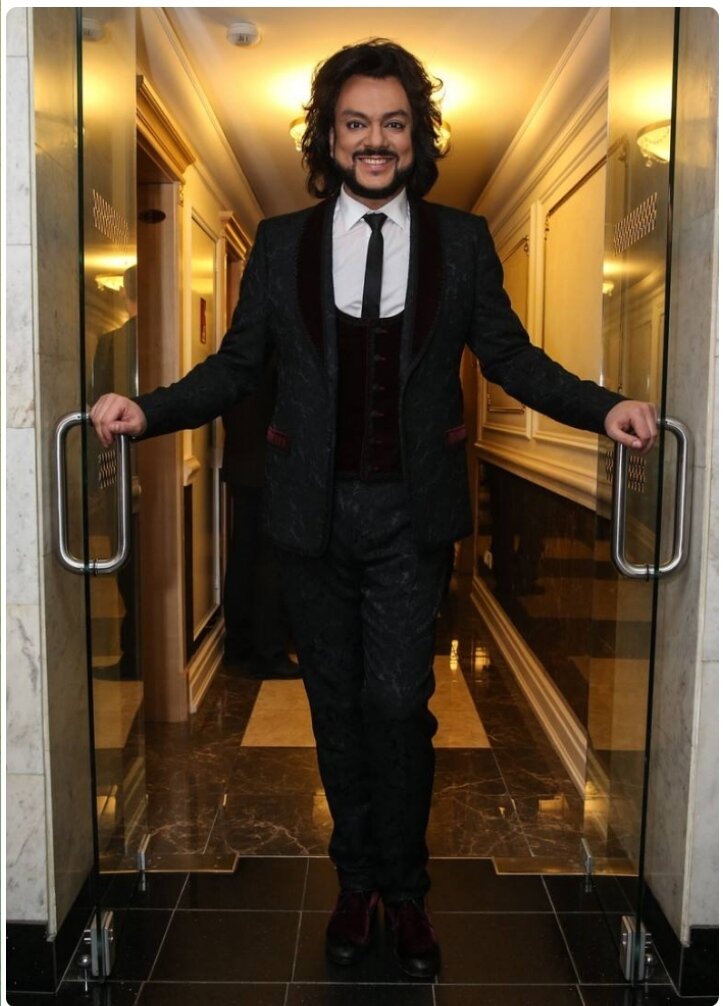 Фото и текст взяты с телеграм-канала РУССКИЙ ФОРМАТ. Орфография автора сохранена. 