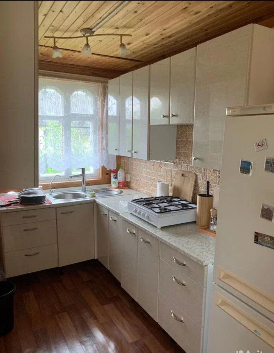 Вот так выглядела кухня до планировки