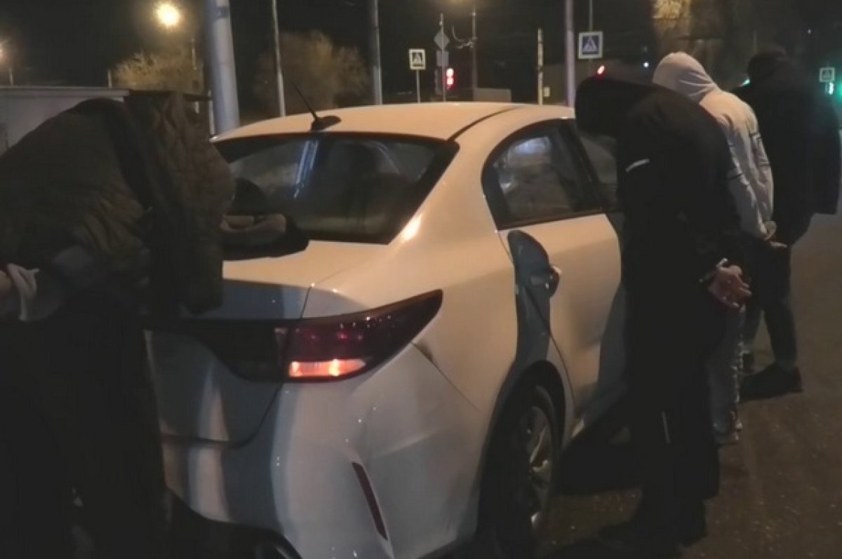    Жители Таджикистана купили наркотики в Краснодаре, чтобы продавать в КЧР